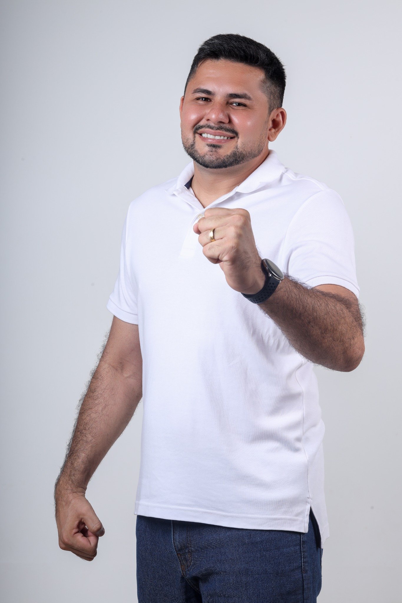 Retrato oficial de Dinho Pereira
